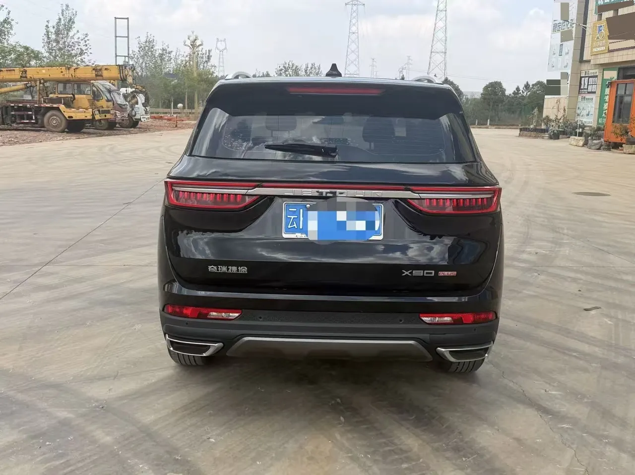 Jetour 2023 X90 PLUS 1.5T 7-seat manual gear 5