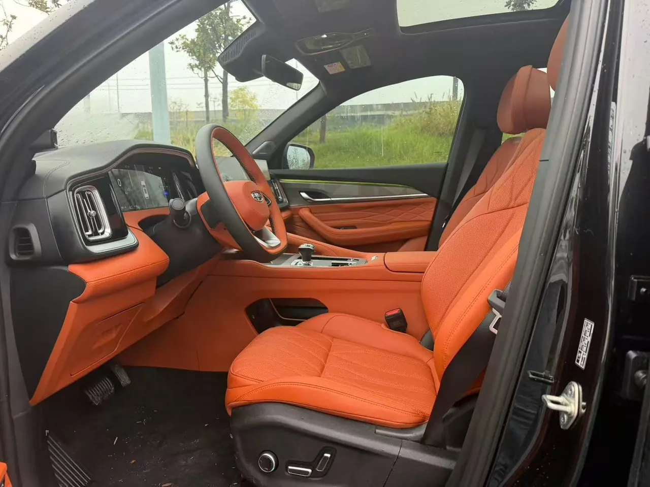 Geely 2026 XingyueL (Monjaro) I-HEV 1.5T Zhiqing Hybrid Wangshu Edition Automatic Gear 3