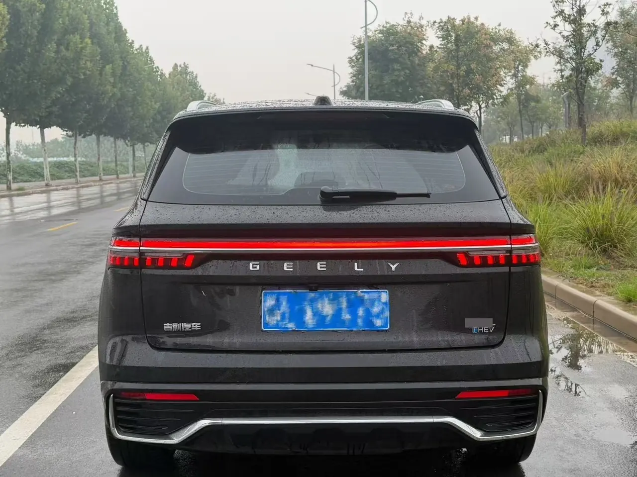 Geely 2026 XingyueL (Monjaro) I-HEV 1.5T Zhiqing Hybrid Wangshu Edition Automatic Gear 8