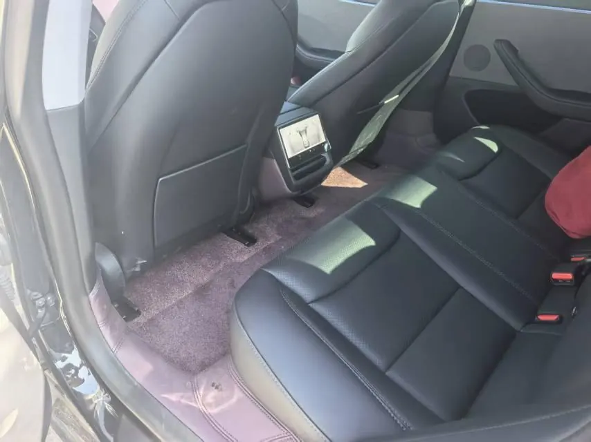 Tesla 2026 Model 3 rear-wheel drive version of automatic transmission 5