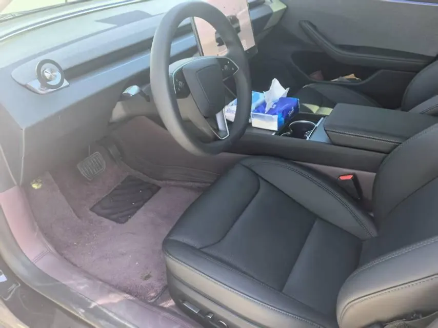 Tesla 2026 Model 3 rear-wheel drive version of automatic transmission 6