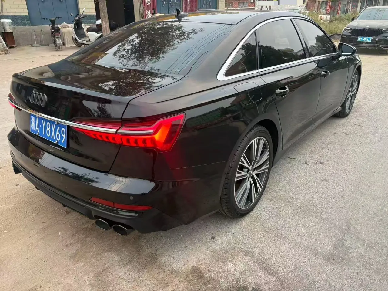 Audi 2022 A6L 48V 3.0TFSI 55TFSI Quattro enjoy dynamic automatic transmission 5