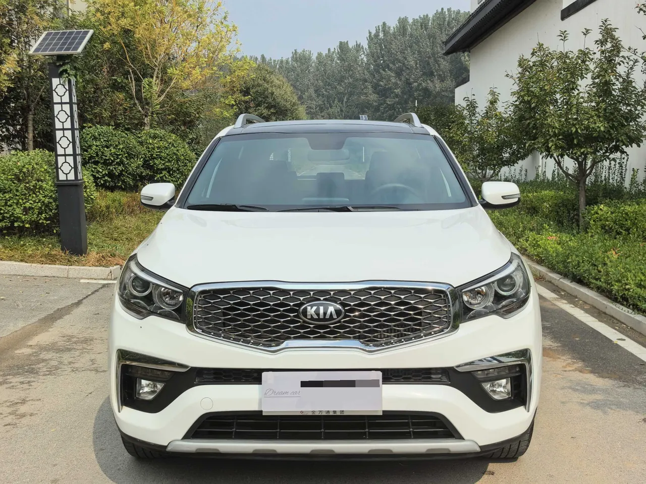 Kia 2020 KX7 2.0T Two-Drive GLS 7-Seat Automatic Gear 2