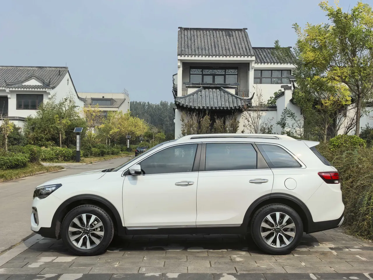 Kia 2020 KX7 2.0T Two-Drive GLS 7-Seat Automatic Gear 5