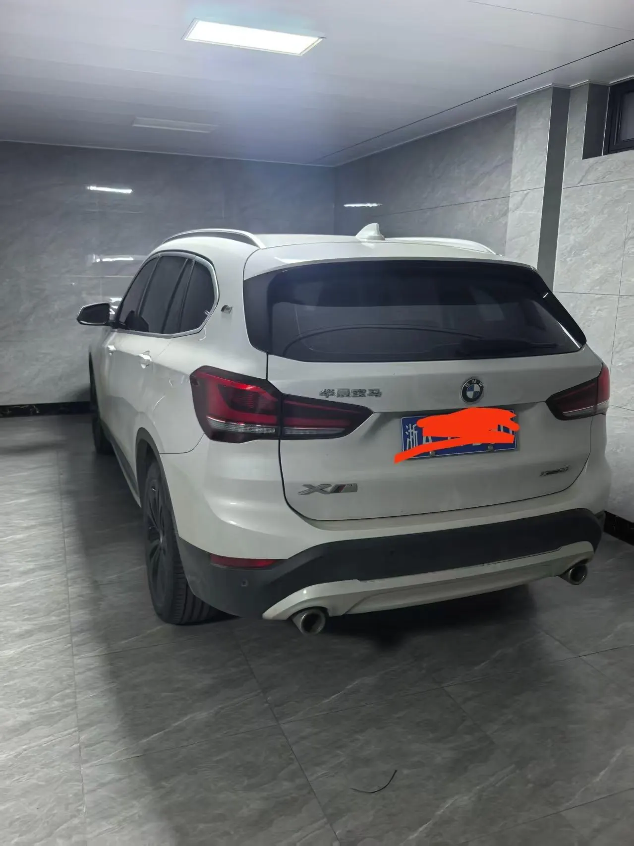 BMW 2022 X1 sDrive20Li 1.5T exclusive automatic gear 2