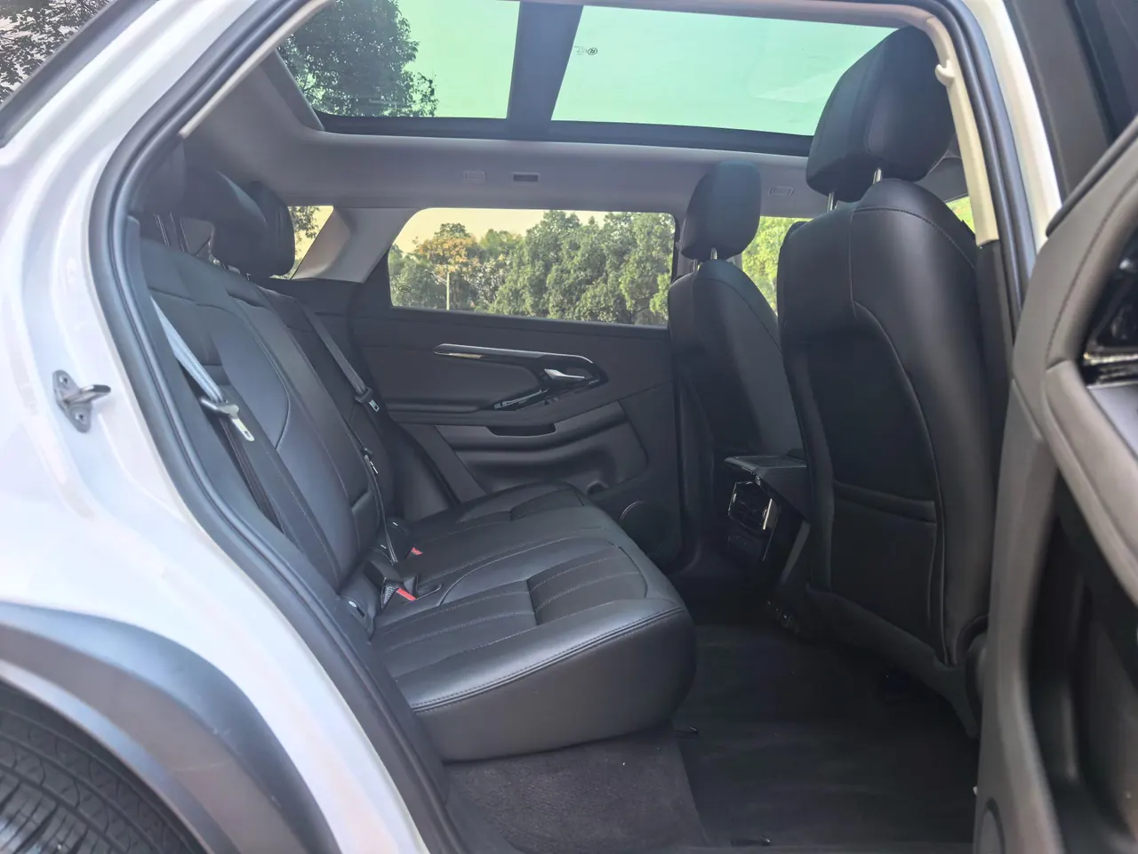 Land Rover 2022 Range Rover Aurora L 48V 2.0T 249PS R-Dynamic Deluxe Automatic Gear 11