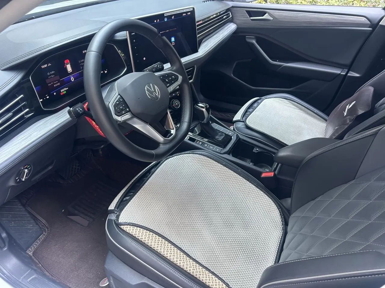Volkswagen 2023 Sagitar 1.5TSI 300TSI Exceed Edition Automatic 2