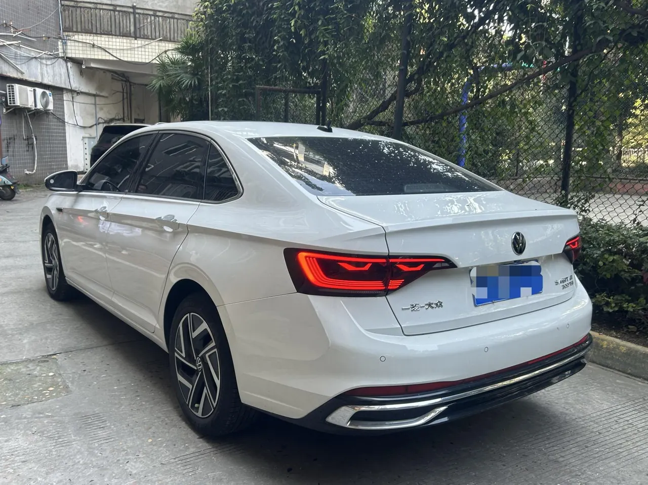 Volkswagen 2023 Sagitar 1.5TSI 300TSI Exceed Edition Automatic 5