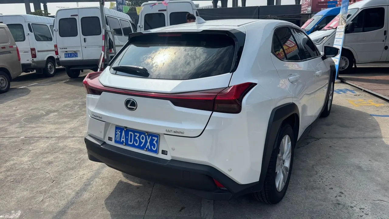 Lexus UX (Imported) 2020 UX200 2.0 Stepless Special Edition Automatic Gear 11