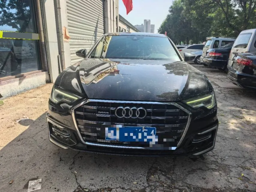 Audi 2020 A6L 2.0TFSI 40TFSI Deluxe Dynamic Automatic 2