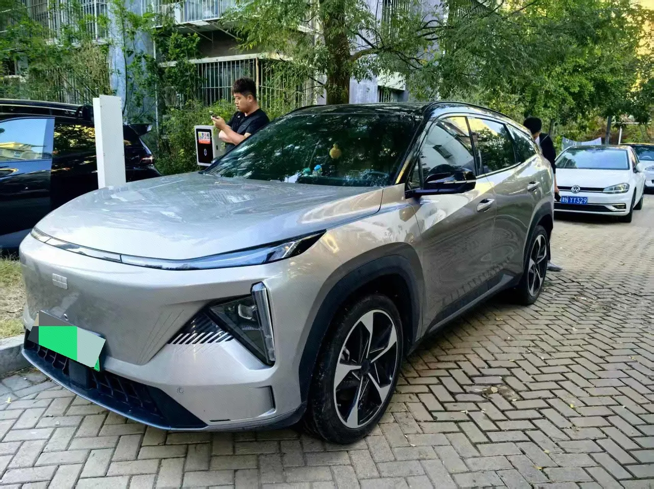 Geely Galaxy 2023 L7 1.5T 115km Starship Automatic Gear - View 1