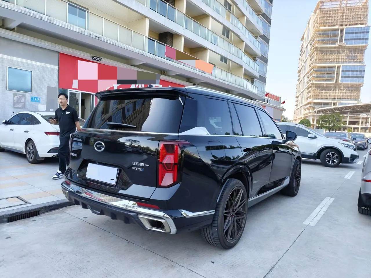 Chuanqi 2022 GS8 Hybrid 2.0TM Stepless Four-wheel Drive Premium Edition Seven-seat Automatic Gear 8