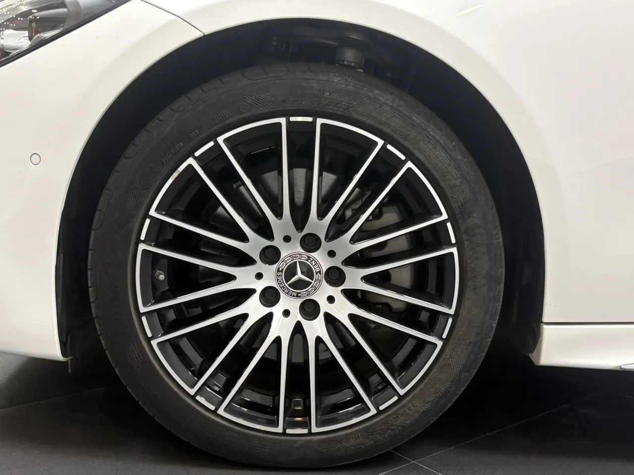Mercedes Benz Class C 2023 C 260 L 4MATIC 48V 1.5T Sports Edition (Change 2) Automatic Gear 8