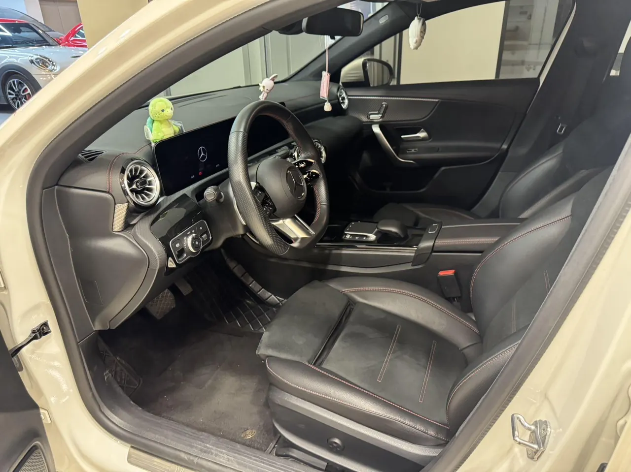 Mercedes Benz Class A 2023 A 200 L 1.3T Fashion Automatic Gear 2