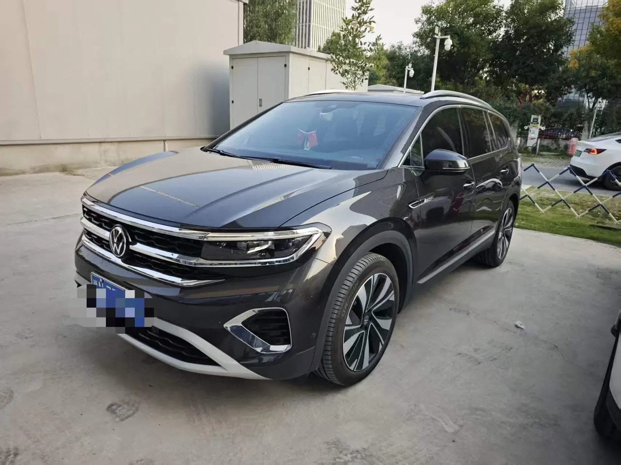 Volkswagen 2022 model range 2.0TSI 380TSI four-wheel drive luxury version Pro6 automatic gear - View 1
