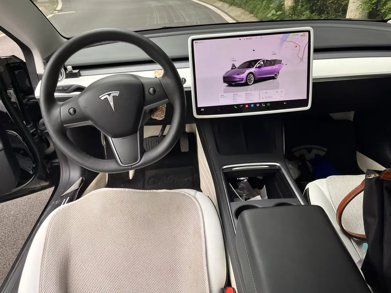 Tesla 2022 Model 3 rear-wheel drive version of automatic transmission 4