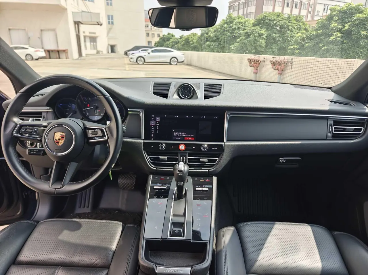 Porsche Macan (Imported) 2022 Macan 2.0T Automatic Gear 2
