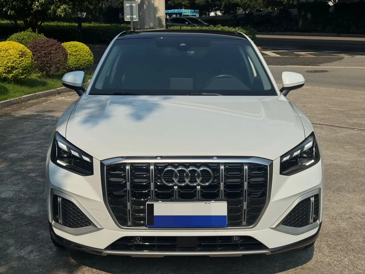 Audi 2022 Q2L 1.4TFSI 35TFSI Fashion Dynamic Automatic 2