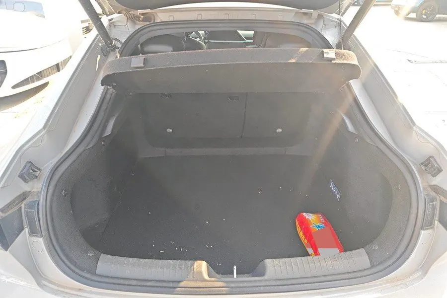 ChangAn 2022 UNI-V 1.5T honorable automatic gear 6