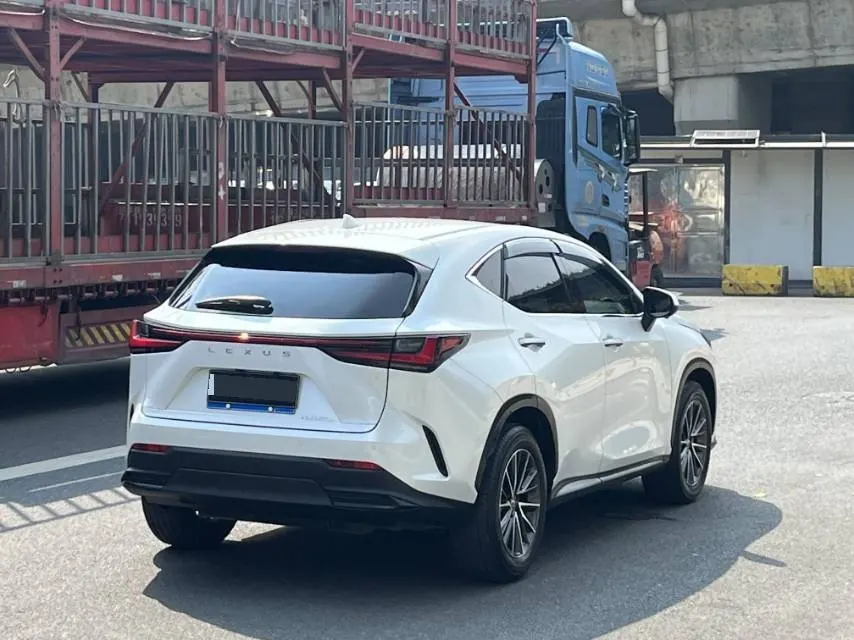 Lexus NX (Imported) 2022 NX350h 2.5 Stepless Chuangyue Edition Automatic Gear 3