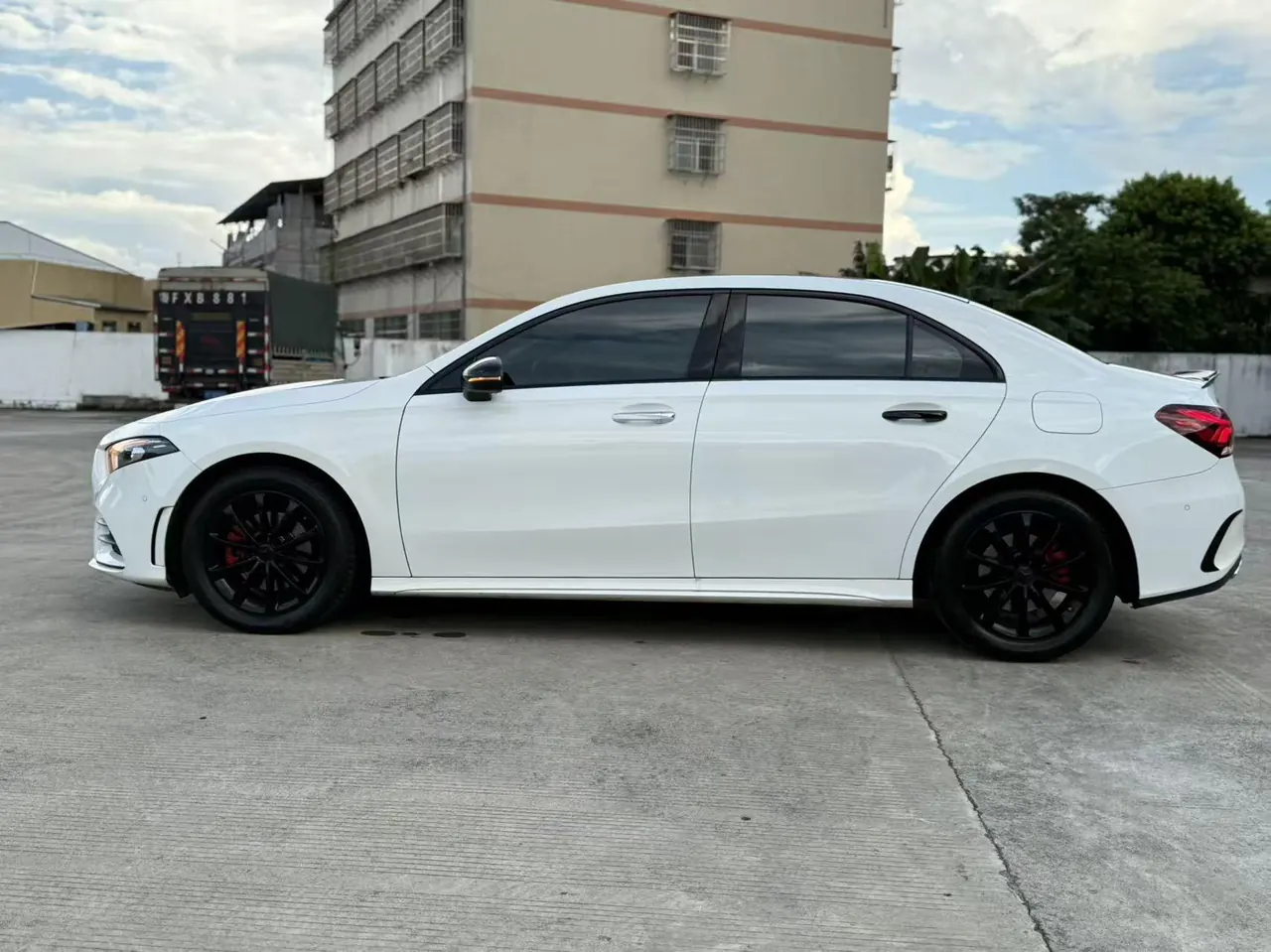 Mercedes Benz Class A 2022 A 200 L 1.3T Fashion Automatic Gear 7