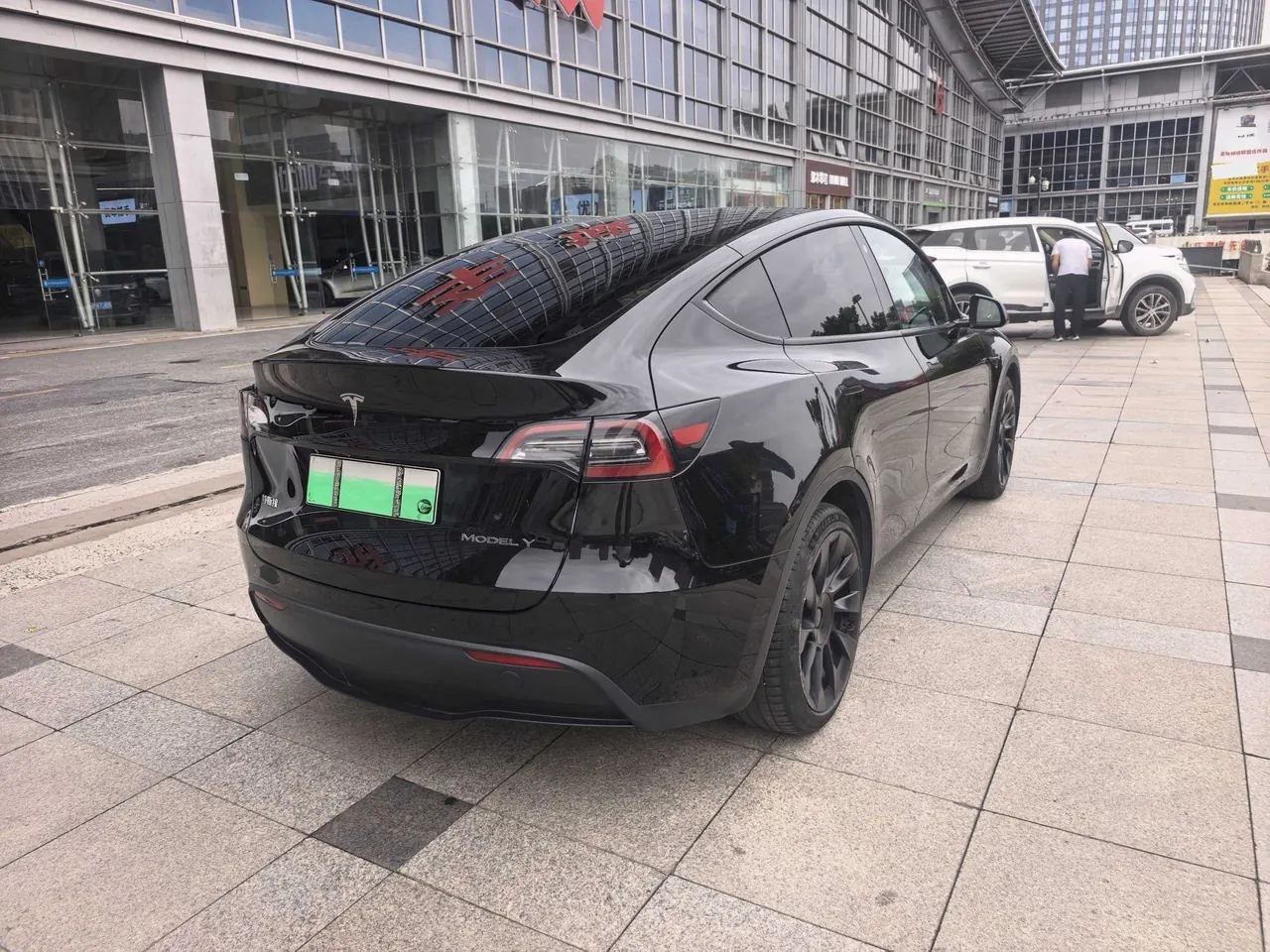 Tesla 2022 Model Y rear-wheel drive version (facelift) automatic gear 5