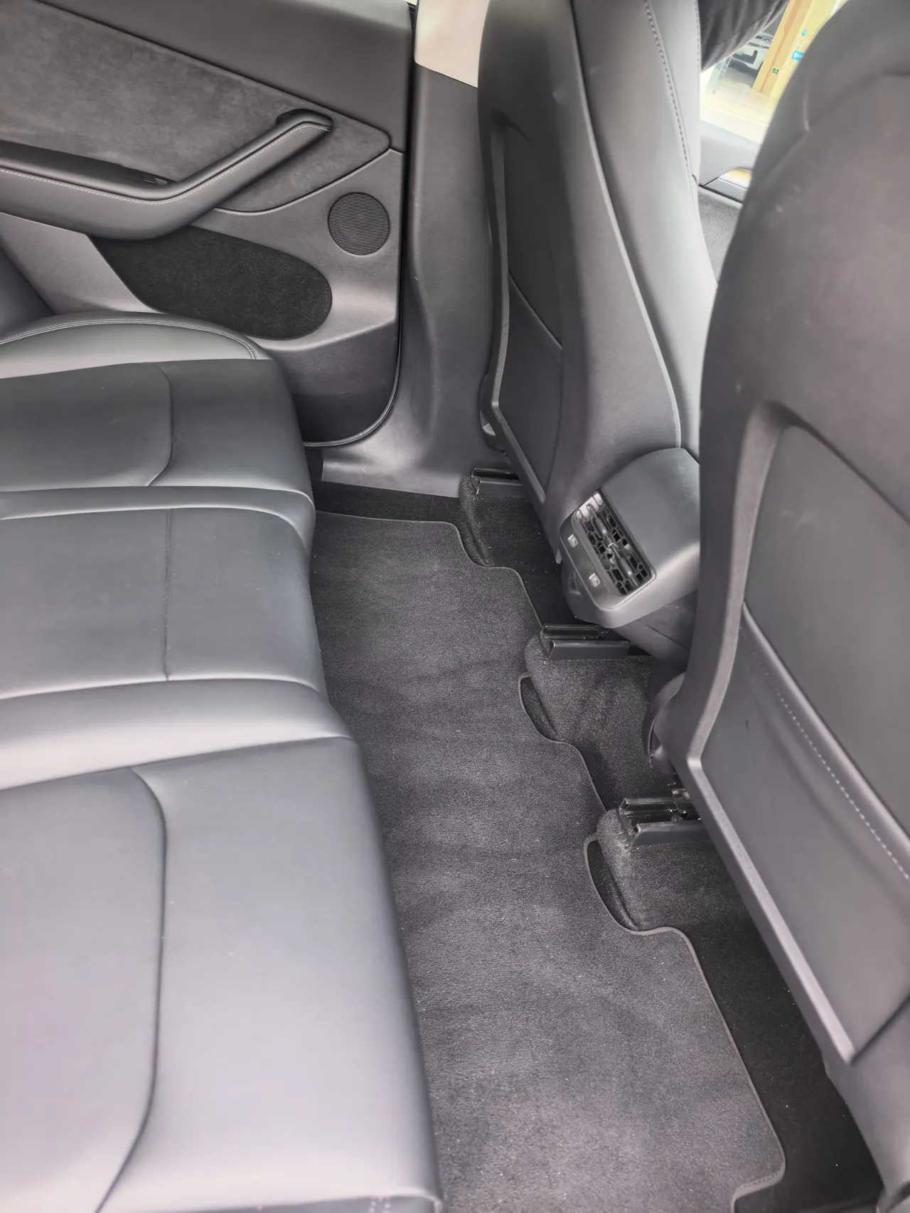 Tesla 2022 Model Y rear-wheel drive version (facelift) automatic gear 9