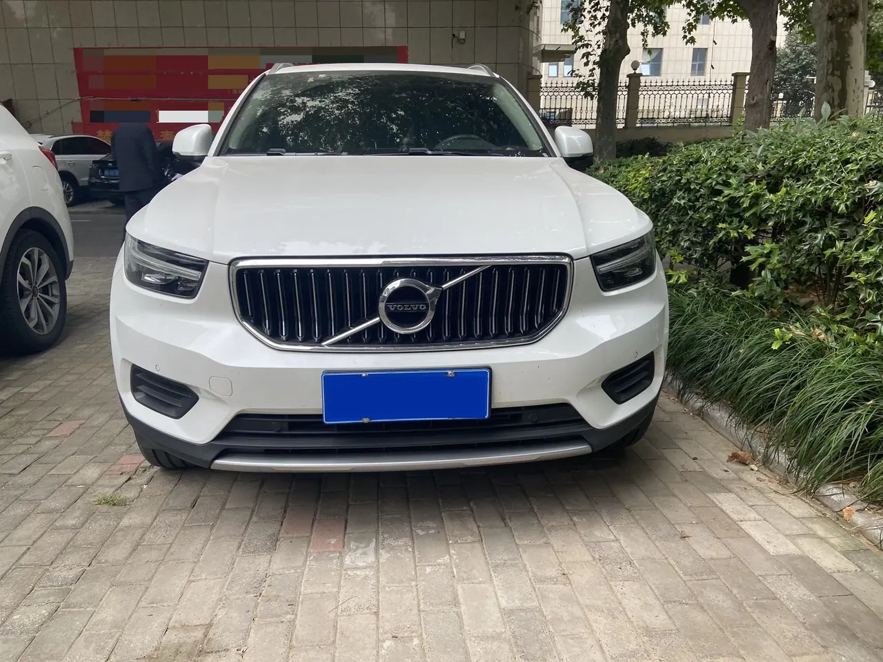 Volvo 2022 XC40 2.0T T4 4-wheel drive Zhiyuan Deluxe Edition Automatic Gear 2