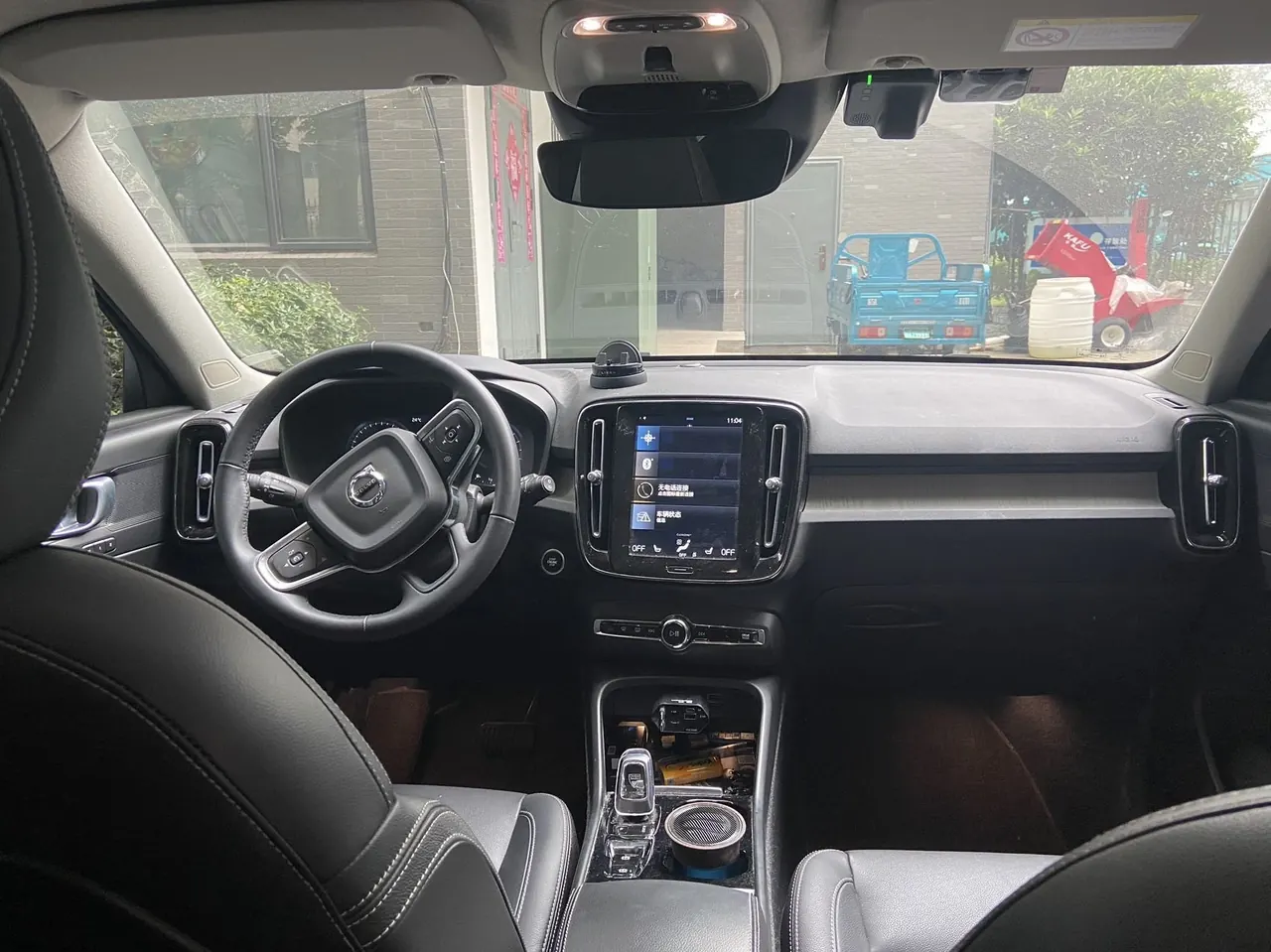 Volvo 2022 XC40 2.0T T4 4-wheel drive Zhiyuan Deluxe Edition Automatic Gear 9