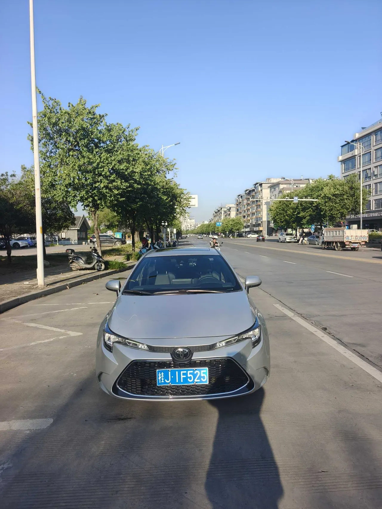 Toyota 2022 Lei Ling 1.2T Stepless 185T Deluxe Automatic Gear 2