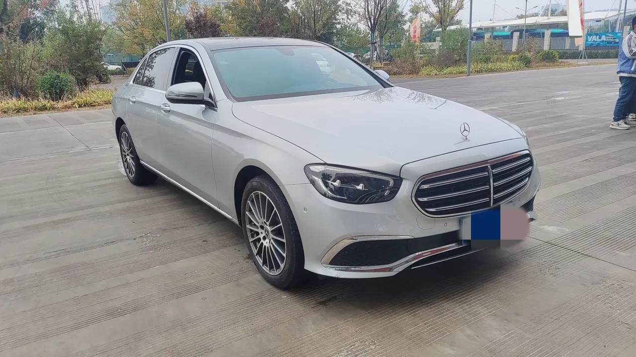 Mercedes Benz E Class 2022 E 260 L 2.0T Automatic 2