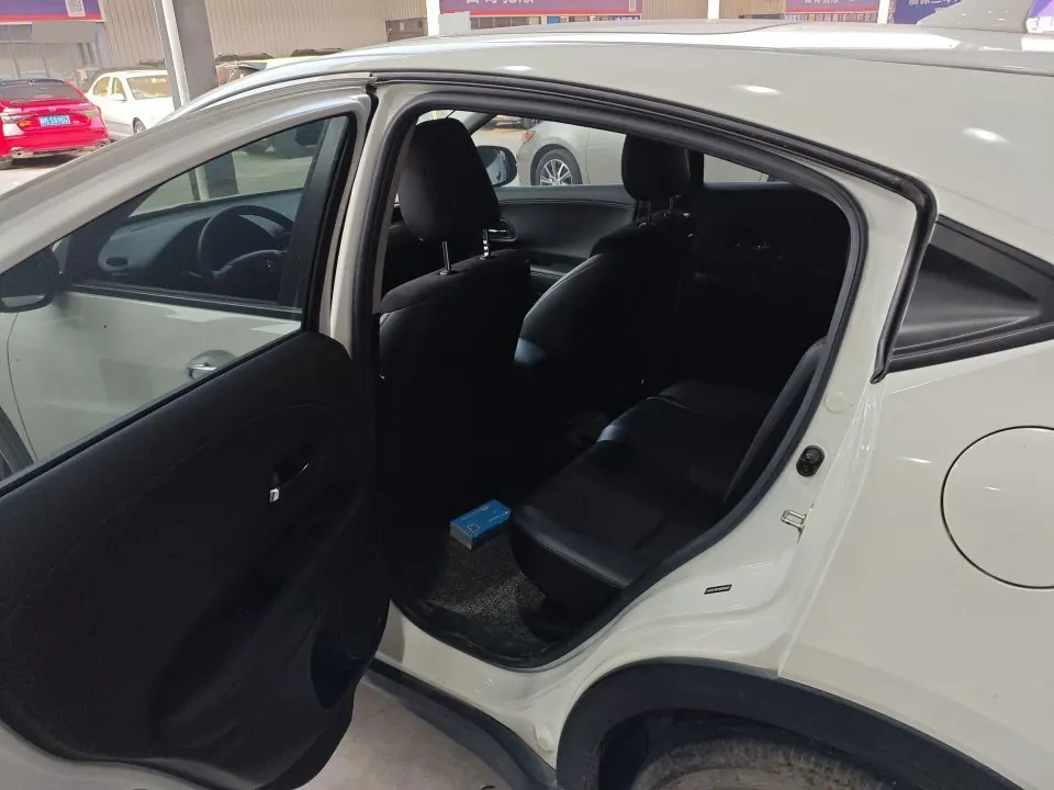 Honda 2020 Binzhi 1.5 stepless luxury automatic transmission 5