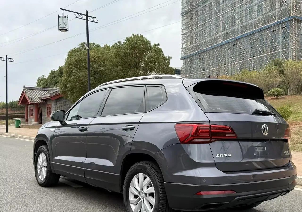Открыть галерею: Volkswagen 2020 Tuyue 1.4TSI 280TSI Two-Drive Fashion Edition Automatic Gear
