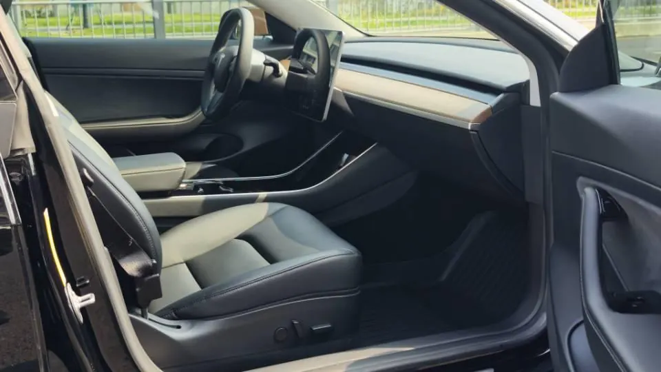 Tesla 2020 Model 3 Standard Endurance Rear Drive Upgraded Automatic Gear 8