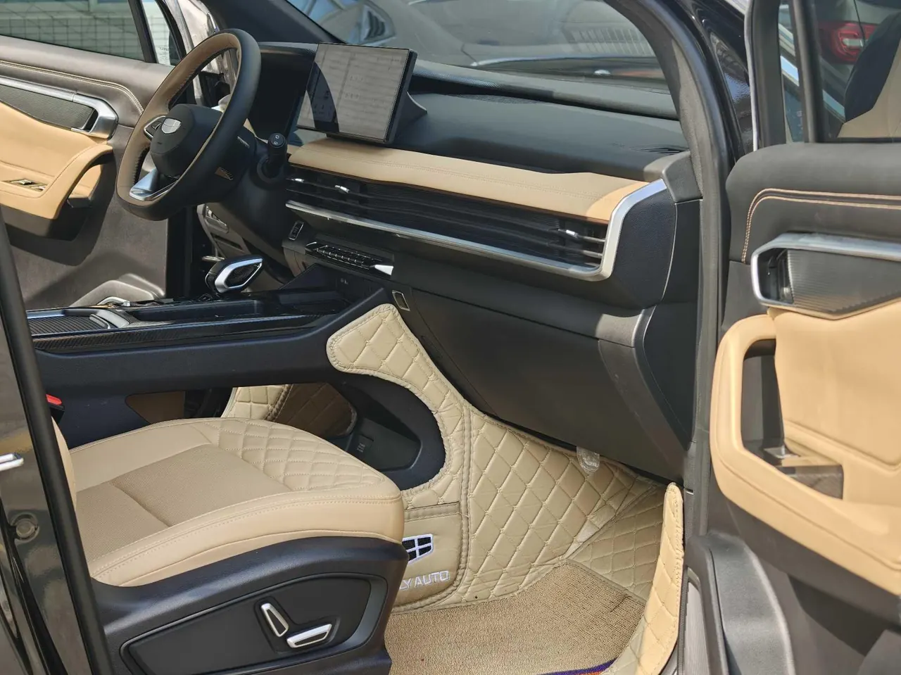 Geely 2023 Hao Yue L 2.0TD Flagship Automatic Transmission 16
