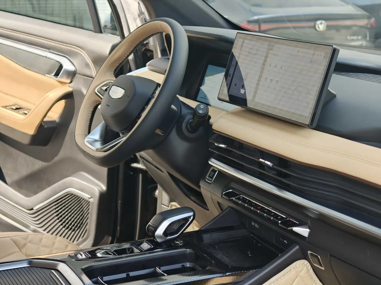 Geely 2023 Hao Yue L 2.0TD Flagship Automatic Transmission 9