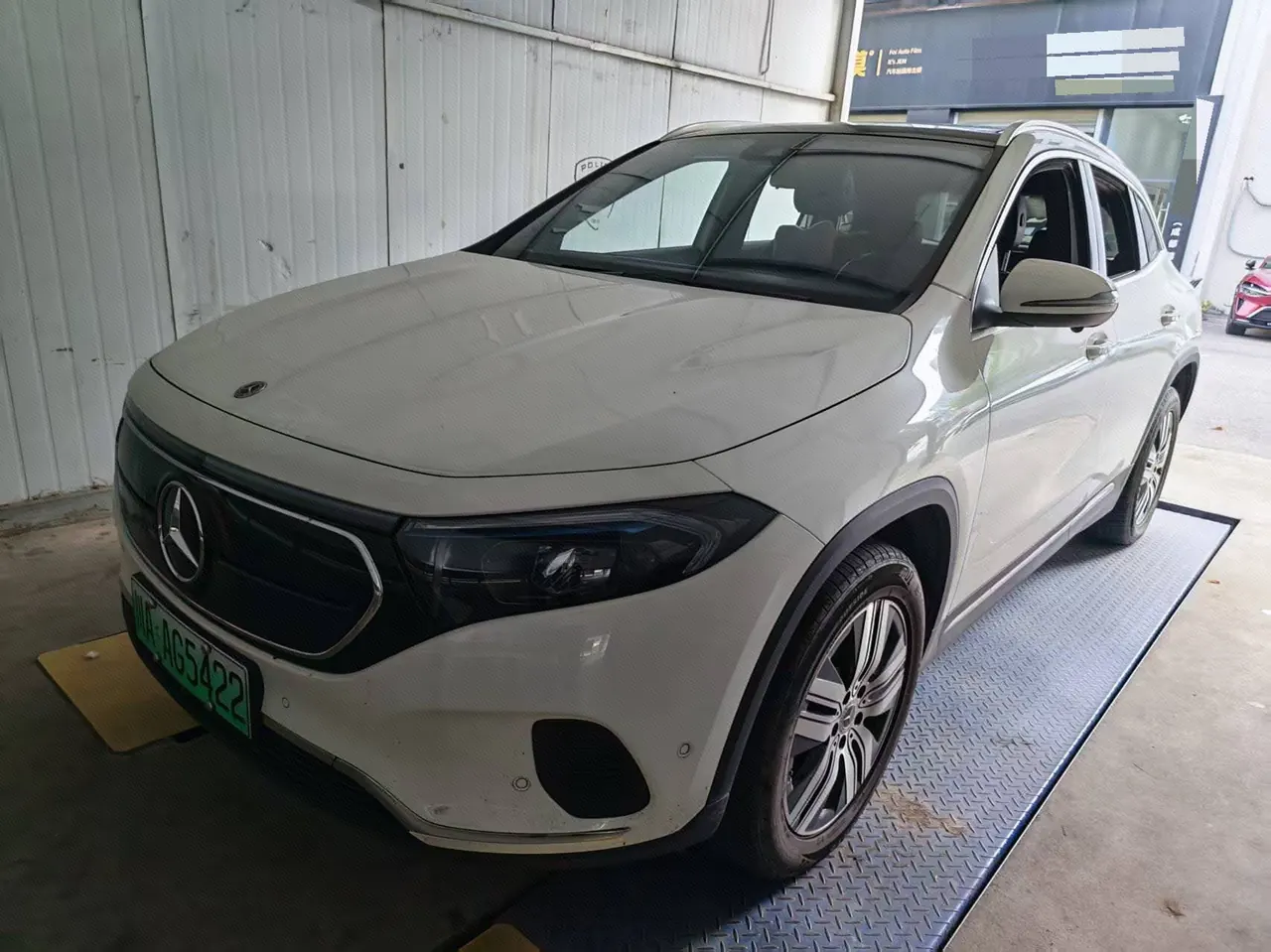 Mercedes Benz 2022 EQA 260 EQA 260 Automatic - View 1