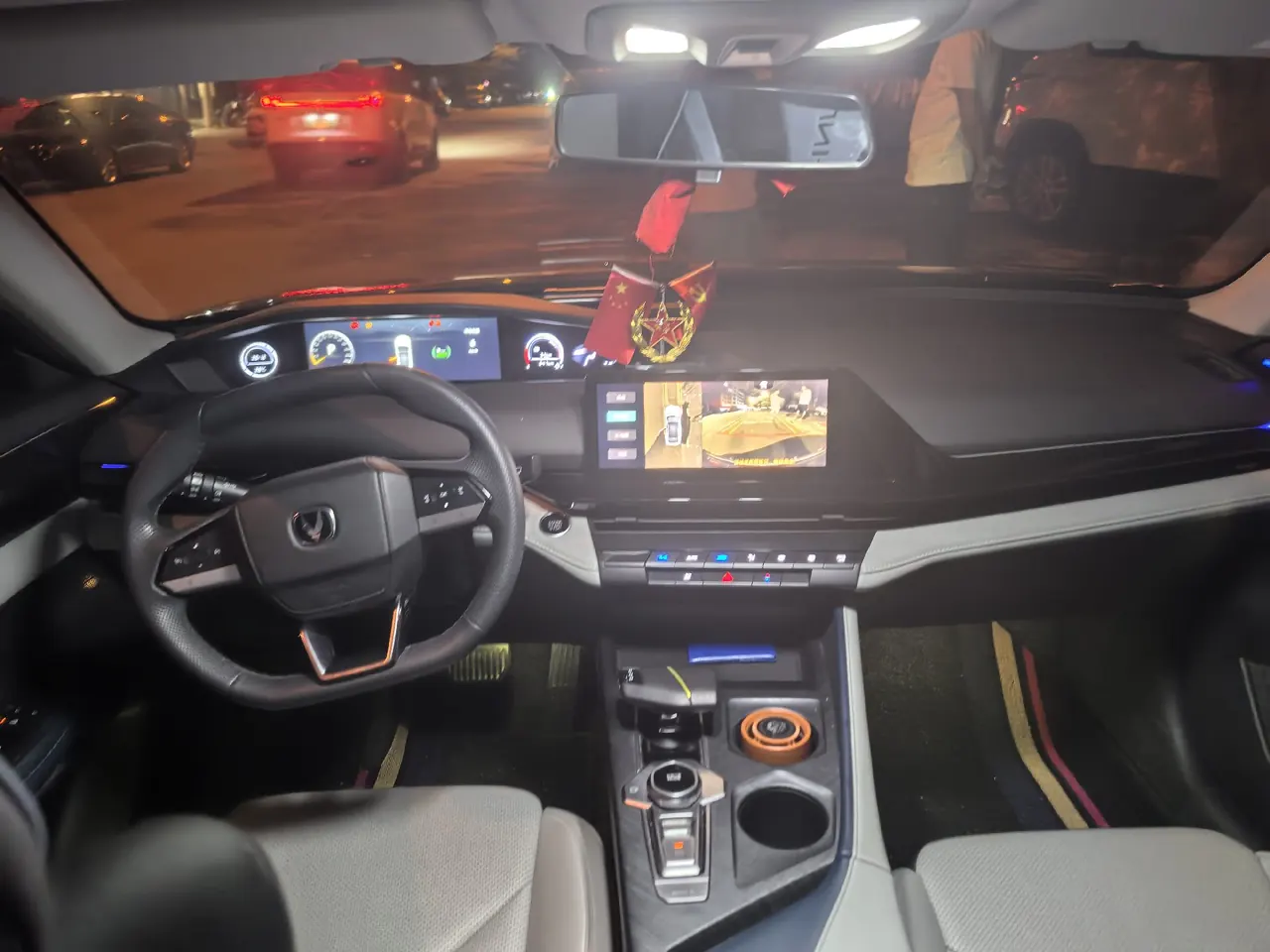 ChangAn 2023 UNI-V Smart Electric iDD 1.5T 113km Smart Auto 4