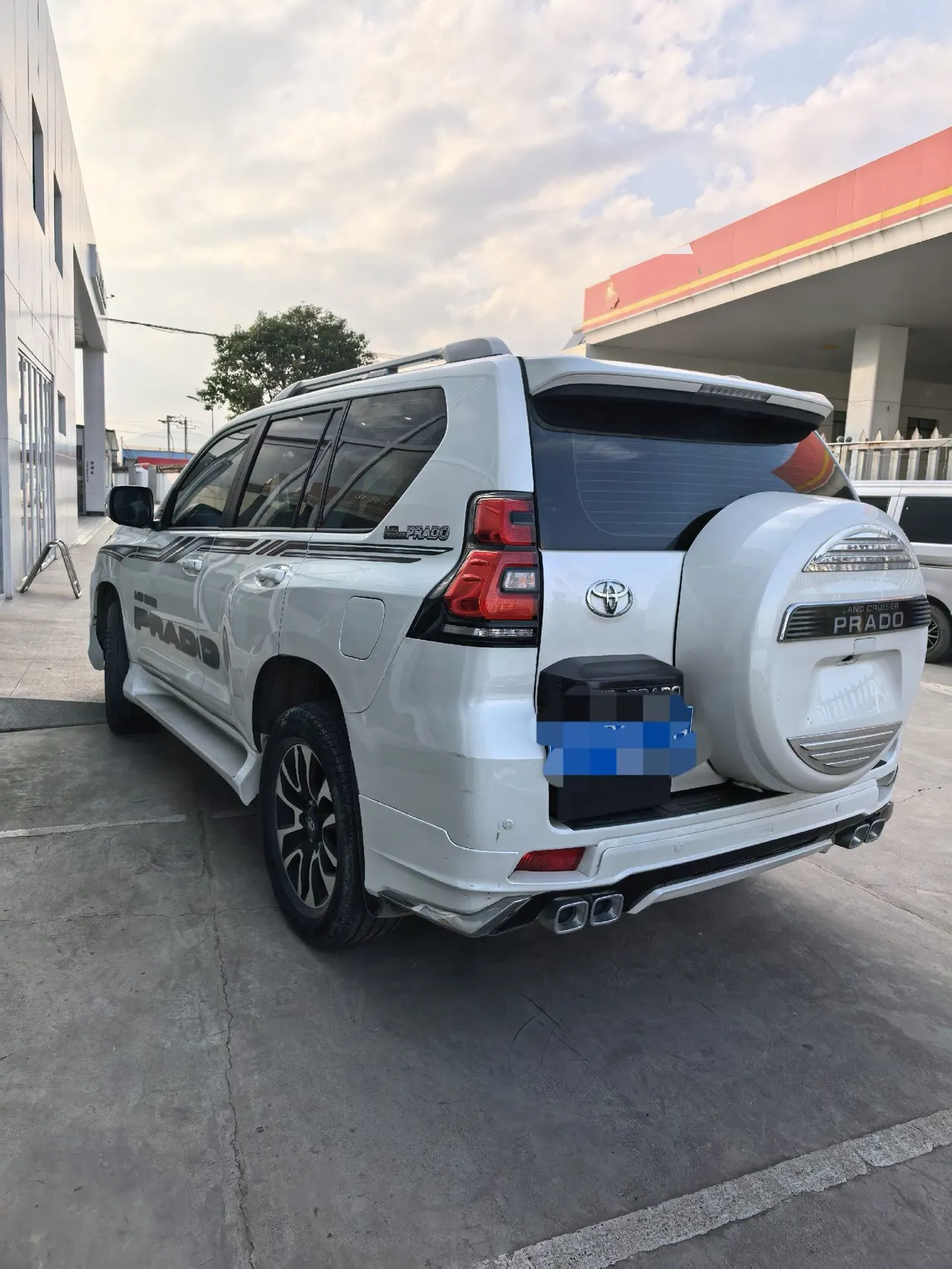 Toyota Prado (Imported) 2023 Prado 4.0 Automatic 9