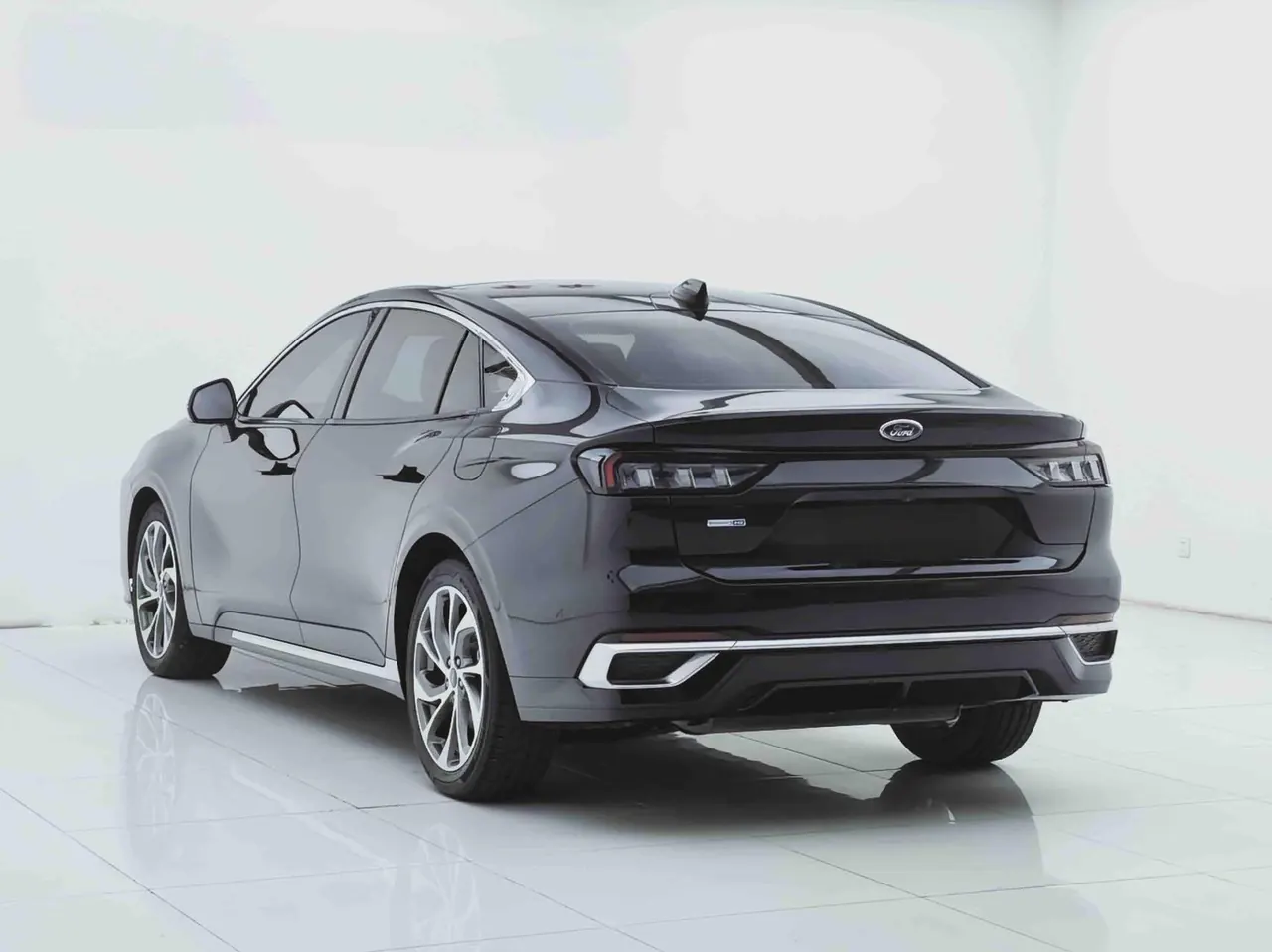 Ford 2022 Mondeo 2.0T EcoBoost 245 Extreme Automatic 9