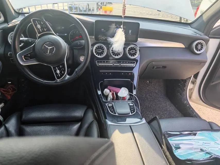 Mercedes Benz 2020 GLC 260 L 4MATIC 2.0T Dynamic Automatic 3