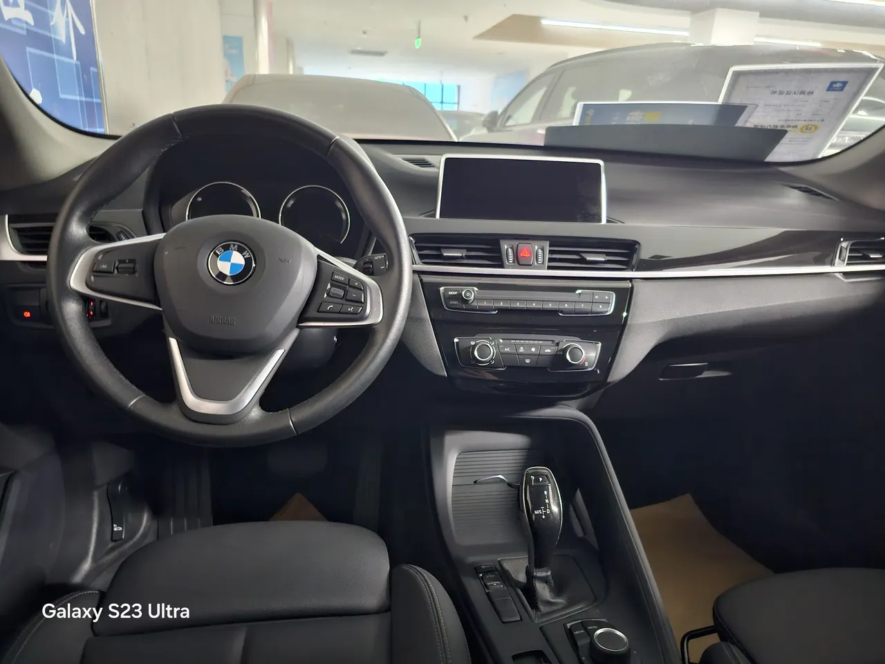 BMW 2020 X1 sDrive20Li 1.5T fashion automatic gear 3