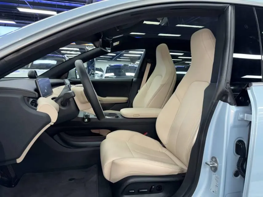 NIO 2022 ET5 75kWh automatic gear 5
