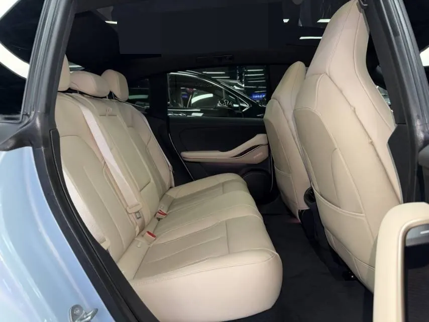 NIO 2022 ET5 75kWh automatic gear 8