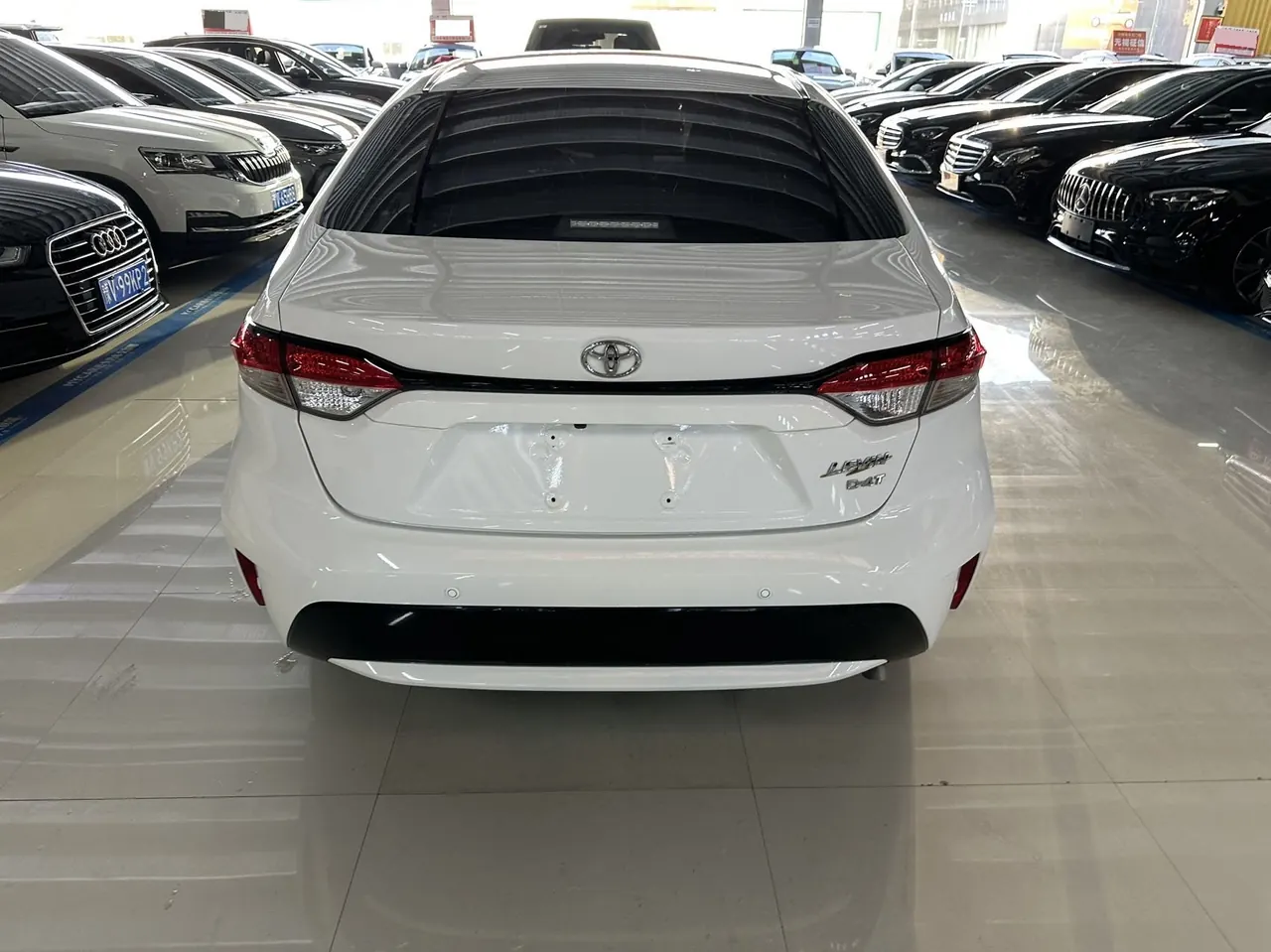 Toyota 2022 Lei Ling 1.2T Stepless 185T Deluxe Automatic Gear 3