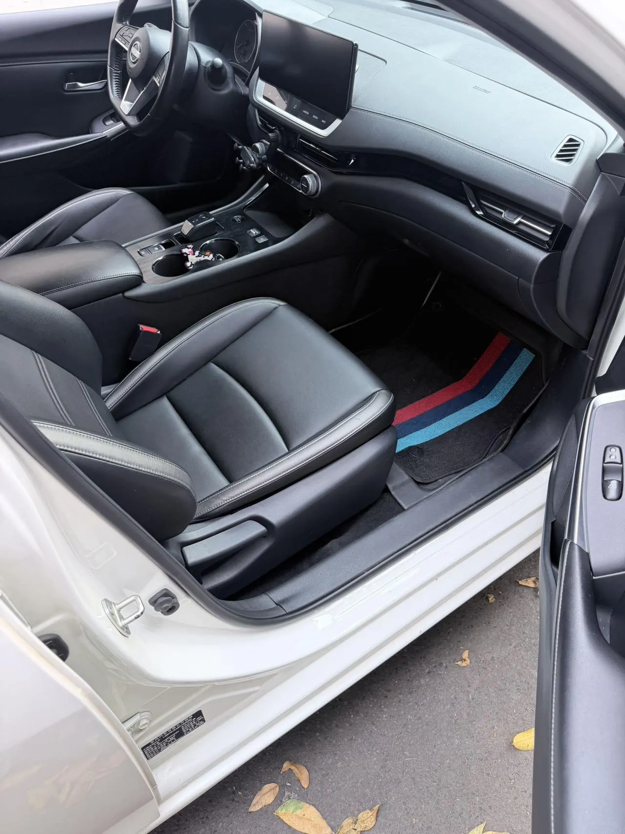 Nissan 2022 Sylphy e-POWER 1.2 Super Smart Driving MAX Automatic Transmission 3