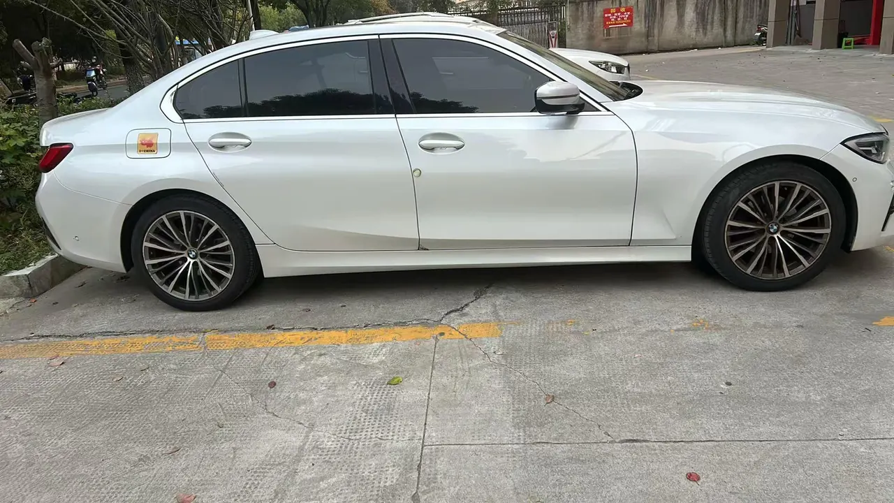 BMW 3 Series 2020 325Li 2.0T First Edition Automatic Gear 6