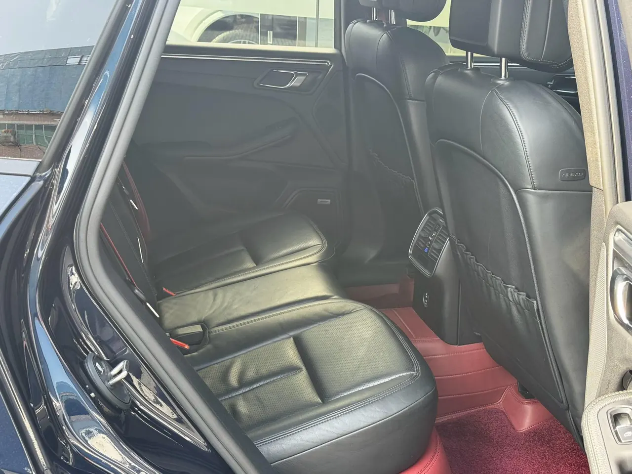 Porsche Macan (Imported) 2022 Macan 2.0T Automatic Gear 7
