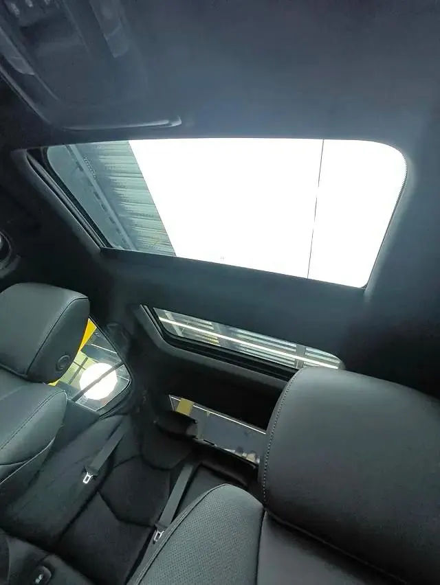 Cadillac 2022 CT5 2.0T 28T Luxury (Standard Edition) Automatic Gear 4