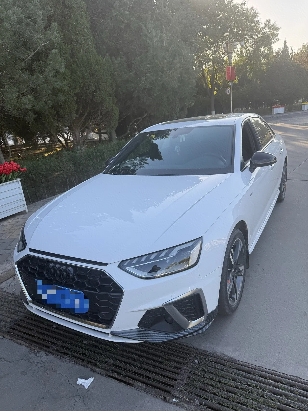 Open image lightbox: Audi 2020 A4L 2.0TFSI 40TFSI Quattro Deluxe Dynamic Automatic